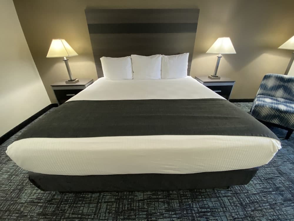 Spark by Hilton Smithfield I-95 property views in Smithfield, NC — gallery photo 3