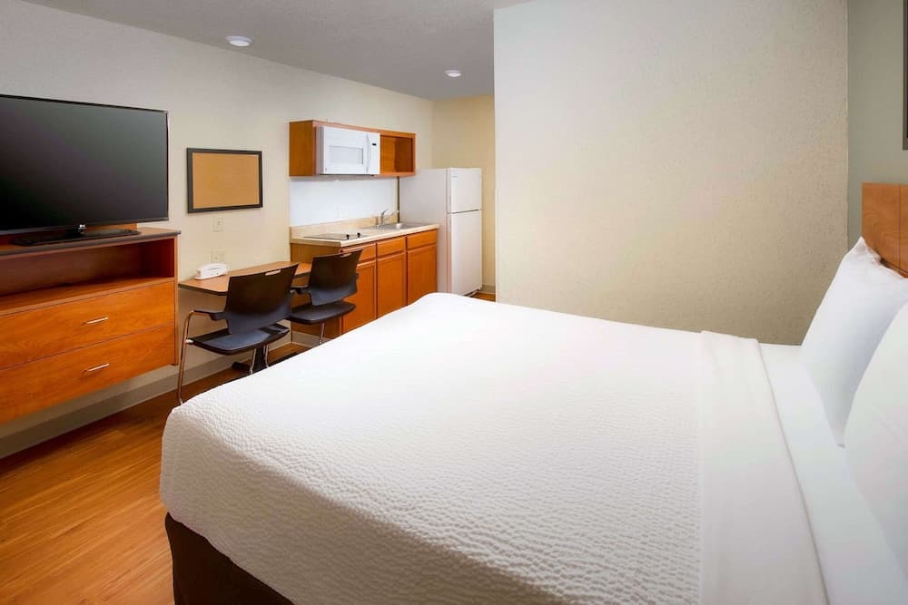 WoodSpring Suites Wilkes-Barre featured exterior or lobby in Wilkes-Barre, PA — similar hotel
