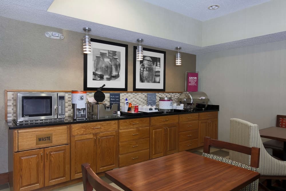 Best Western St. Louis Fairview Heights interior in Fairview Heights, IL — gallery photo 2