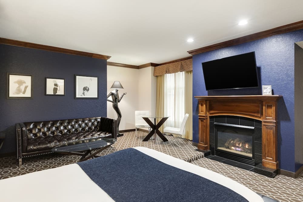 Des Lux Hotel gallery photo in Des Moines, IA — image 18