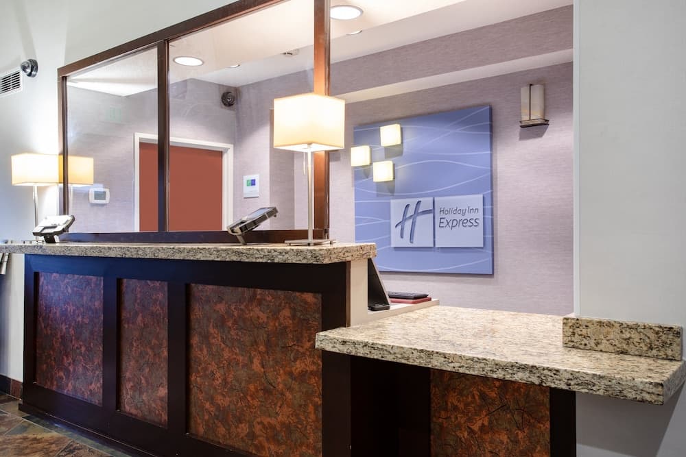 Holiday Inn Express & Suites Denver SW-Littleton by IHG interior in Littleton, CO — gallery photo 2