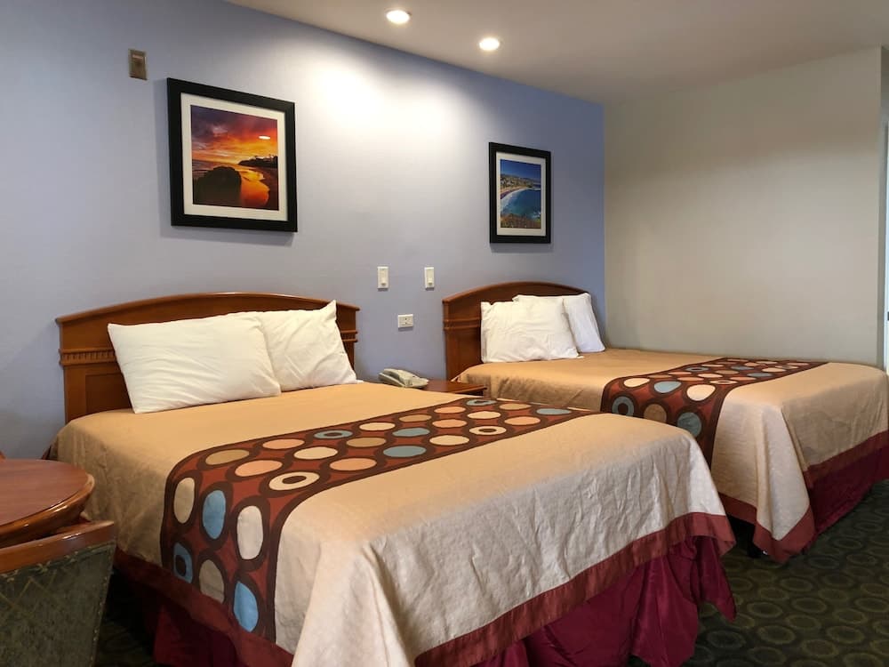 Orange Tustin Inn gallery photo in Orange, CA — image 22