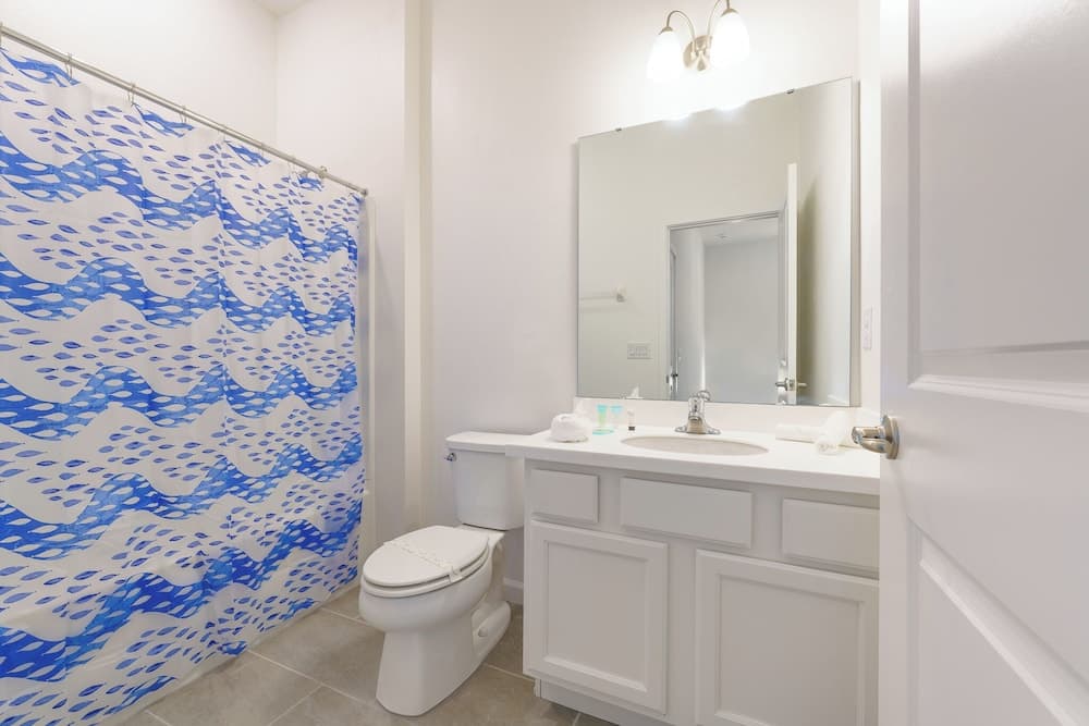 Leisure Lounge gallery photo in Davenport, FL — image 14