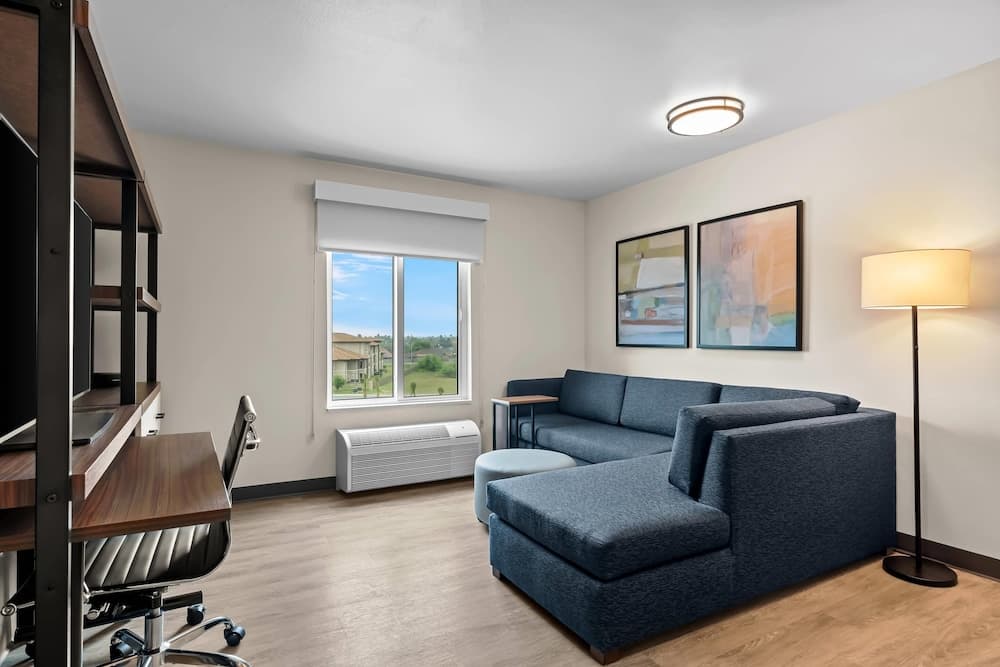Everhome Suites Brownsville gallery photo in Brownsville, TX — image 34