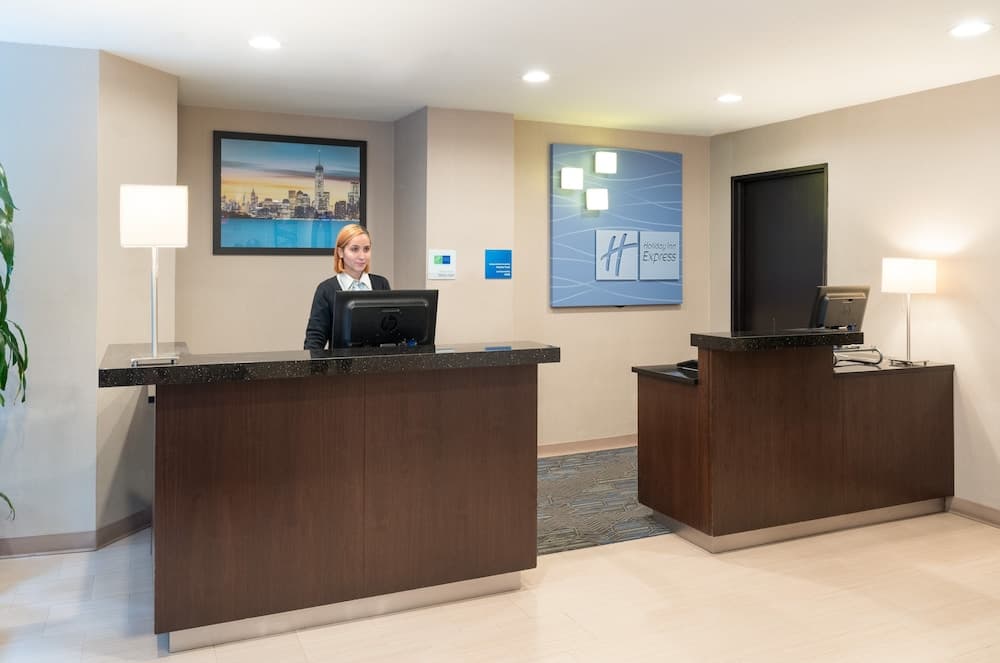 Holiday Inn Express New York City- Wall Street by IHG property views in New York, NY — gallery photo 3