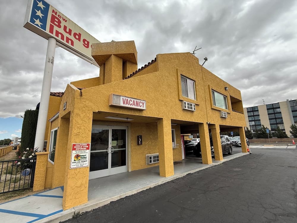 New Budget Inn gallery photo in Victorville, CA — image 38