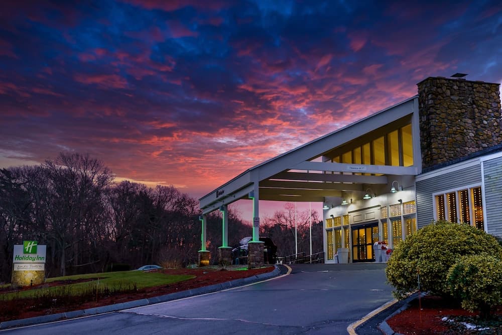 Iris Hotel Cape Cod gallery photo in Falmouth, MA — image 41