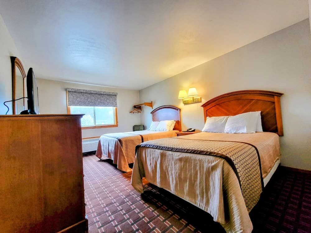 Mountaineer Inn property views in Philippi, WV — gallery photo 3