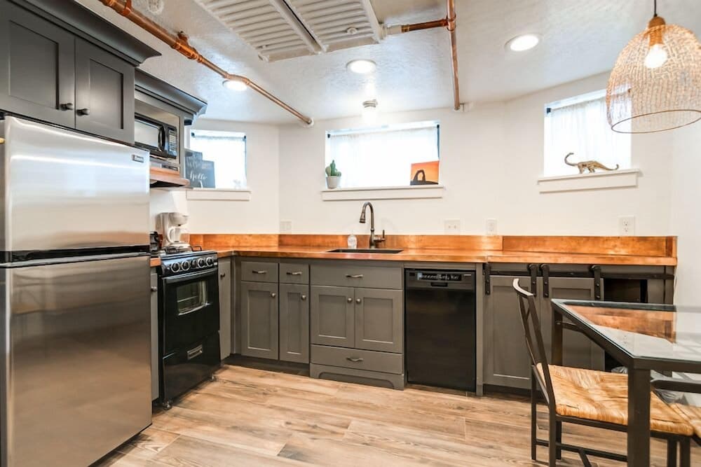Aspenwood Manor South gallery photo in Provo, UT — image 139