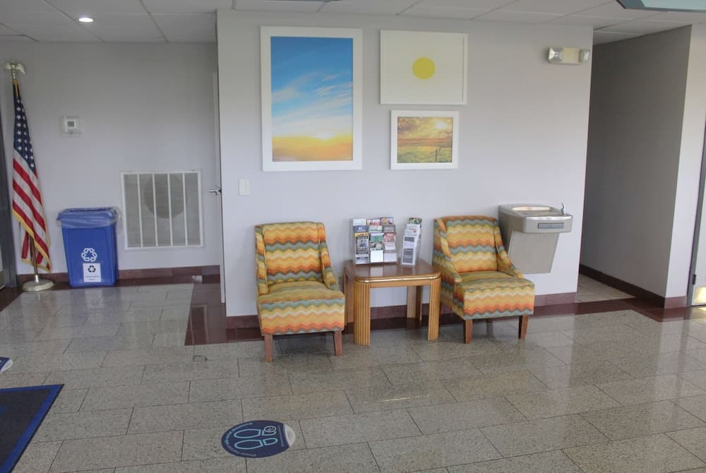 Days Inn by Wyndham Franklin property views in Franklin, KY — gallery photo 3
