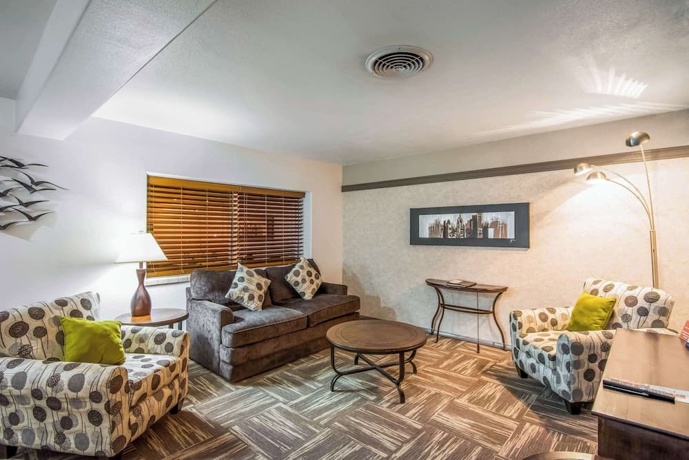Clarion Inn Grand Junction gallery photo in Grand Junction, CO — image 60