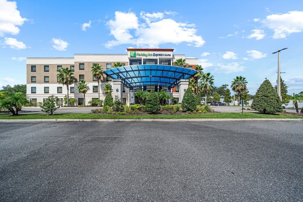 Holiday Inn Express & Suites Lakeland South by IHG gallery photo in Lakeland, FL — image 50