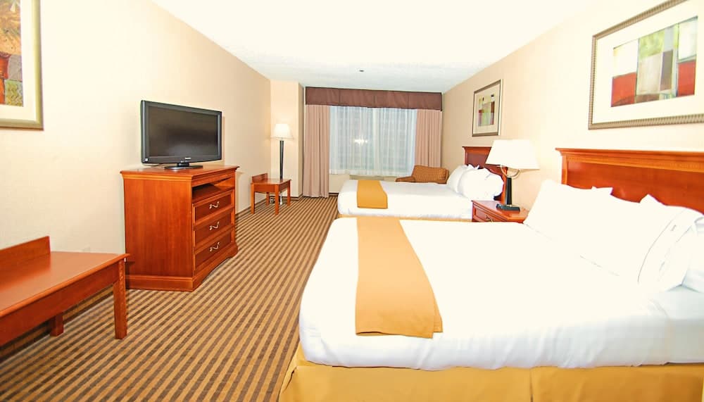 Kalamazoo Hotel and Suites interior in Kalamazoo, MI — gallery photo 2