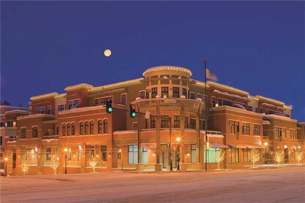 Howelsen Place H307a interior in Steamboat Springs, CO — gallery photo 2