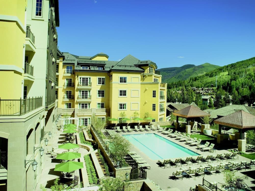 Exclusive 2BR Ritz-Carlton w Mountain Rustic Décor by RedAwning - Save 20% on 7+ Nights! featured exterior or lobby in Vail, CO — similar hotel
