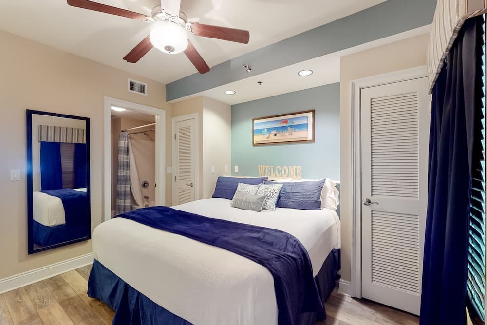 Carillon Beach Inn by Vacasa interior in Panama City Beach, FL — gallery photo 2