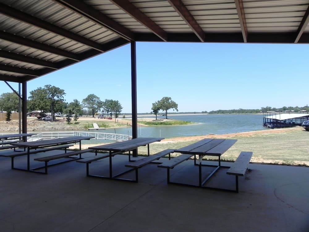 Pope's Landing Marina gallery photo in Alba, TX — image 104