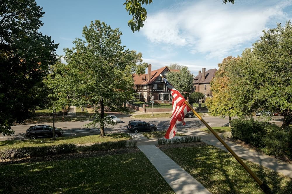 The Davidson gallery photo in St. Paul, MN — image 39