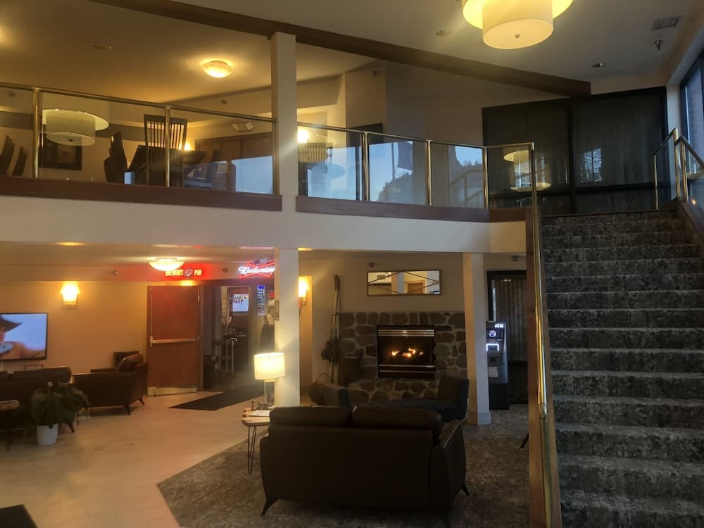 Express Suites Riverport Inn & Suites gallery photo in Winona, MN — image 56