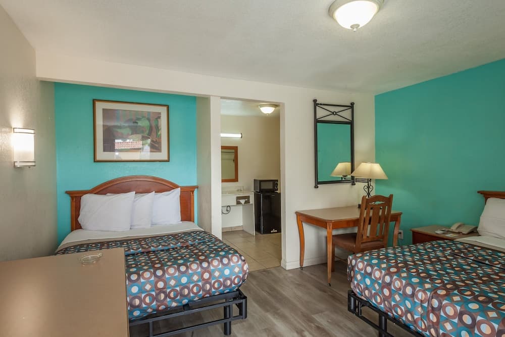 Vagabond Inn Hemet gallery photo in Hemet, CA — image 17