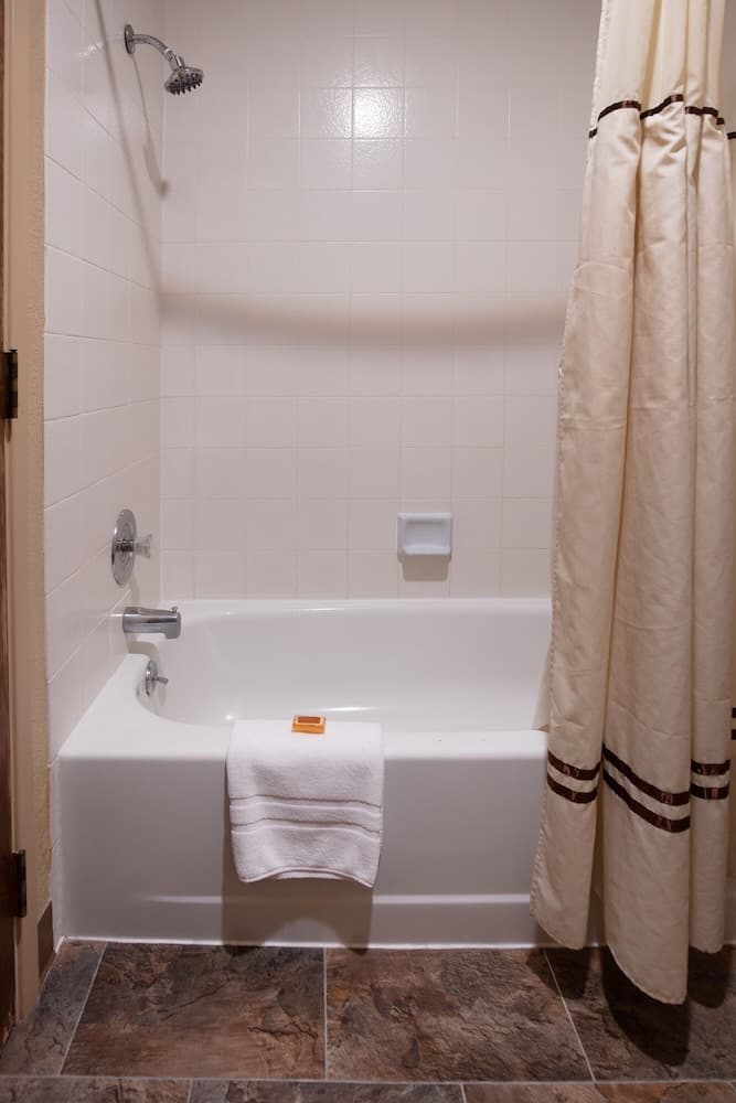Riverside Inn gallery photo in Grants Pass, OR — image 34