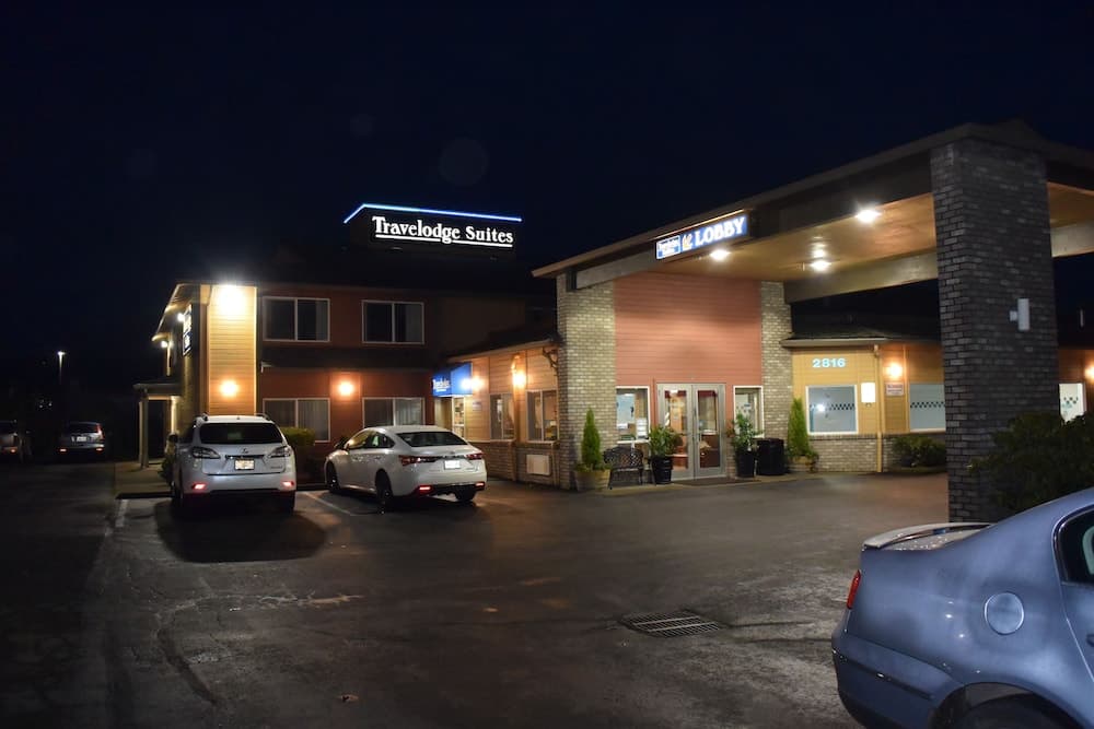 Travelodge Suites by Wyndham Newberg gallery photo in Newberg, OR — image 72