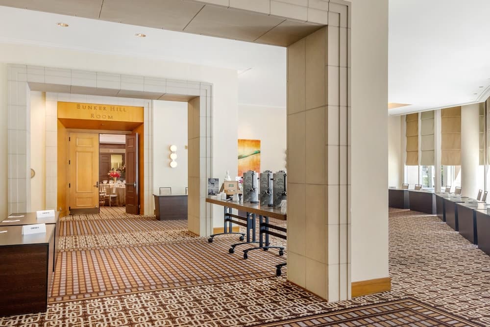 Omni Los Angeles Hotel at California Plaza interior in Los Angeles, CA — gallery photo 2