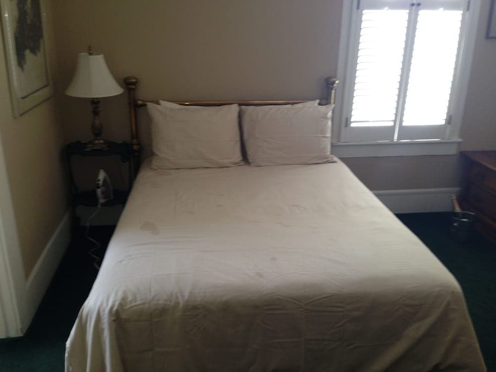 Hotel St. Helena property views in St. Helena, CA — gallery photo 3