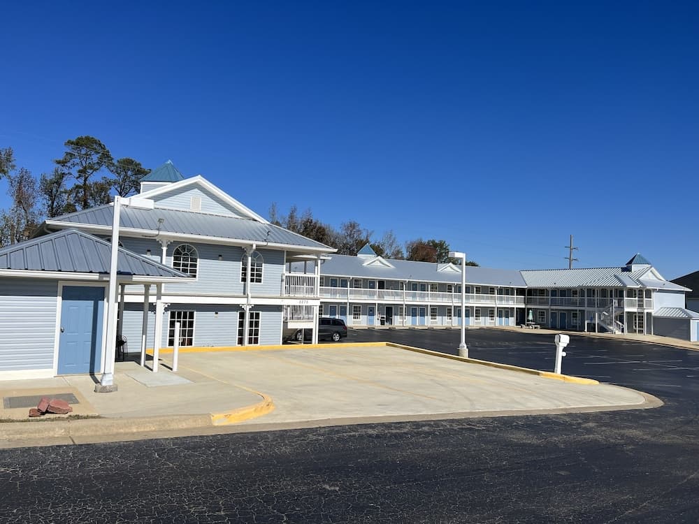 Key West Inn - Millbrook — hotel in Millbrook, Alabama