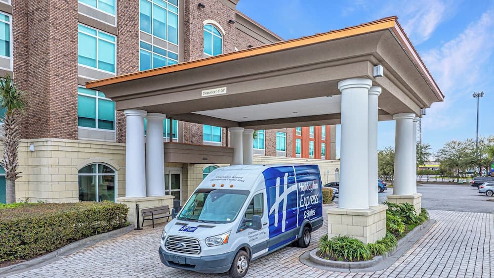 Holiday Inn Express & Suites Charleston Arpt-Conv Ctr Area gallery photo in North Charleston, SC — image 14