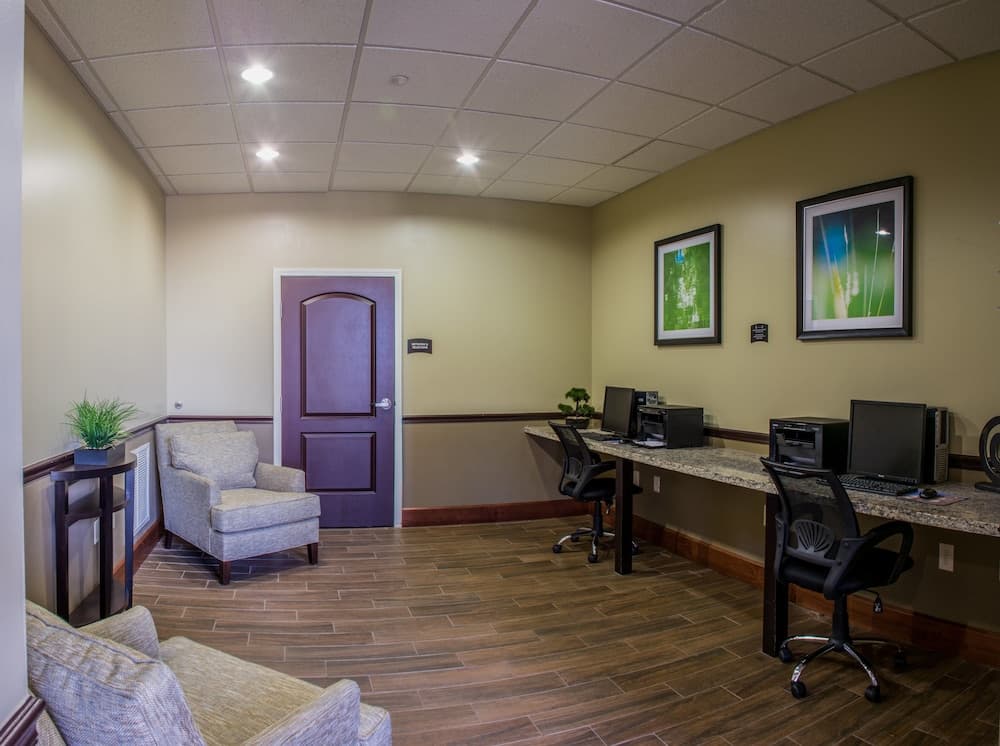 Staybridge Suites Schererville by IHG interior in Schererville, IN — gallery photo 2
