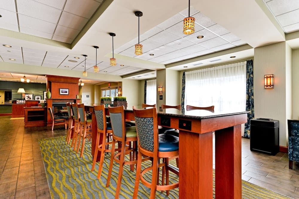 Hampton Inn Ellsworth/Bar Harbor property views in Ellsworth, ME — gallery photo 3