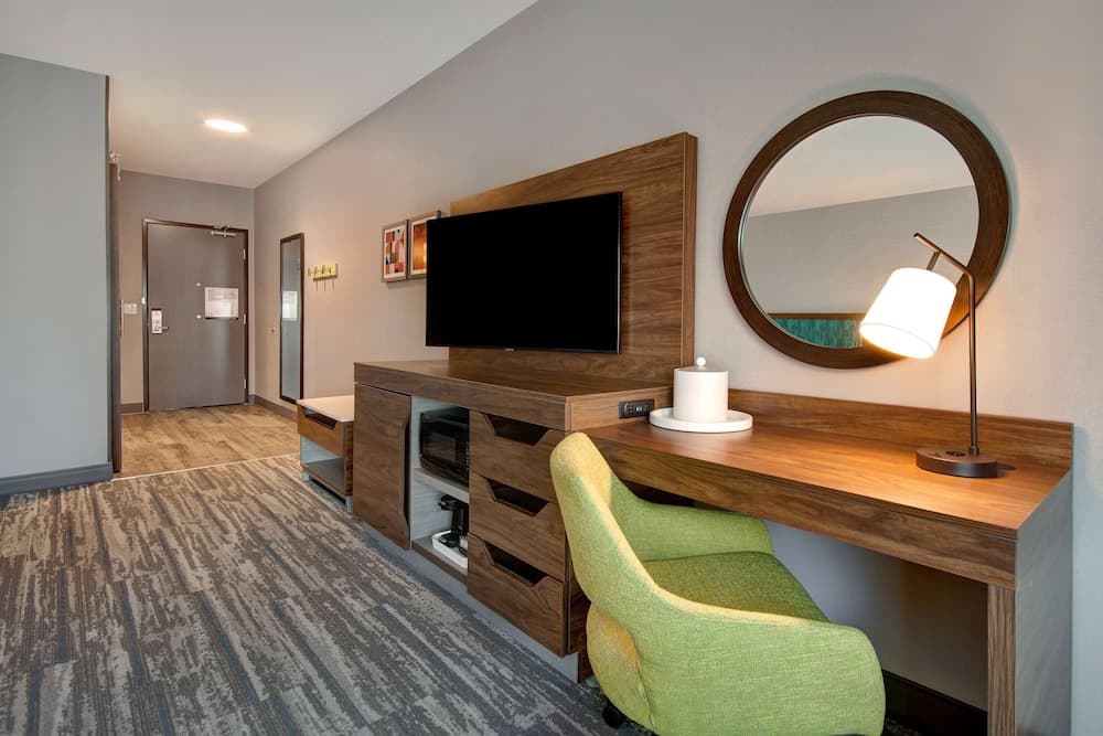 Hampton Inn & Suites Ontario Rancho Cucamonga gallery photo in Rancho Cucamonga, CA — image 31