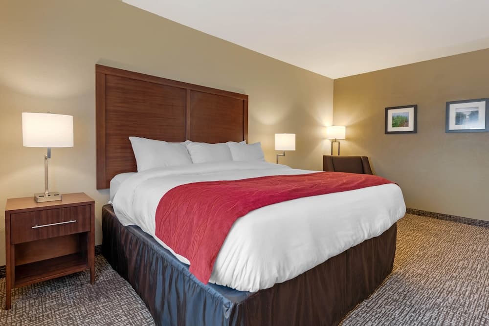 Comfort Inn & Suites Michigan City South featured exterior or lobby in Michigan City, IN — similar hotel