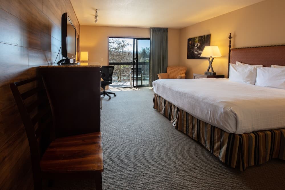 Riverside Inn gallery photo in Grants Pass, OR — image 66