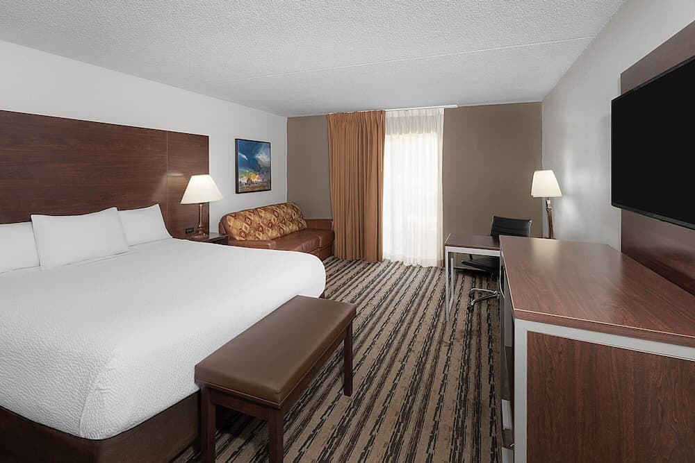 Endeavor Inn & Suites, Trademark Collection by Wyndham gallery photo in Topeka, KS — image 48