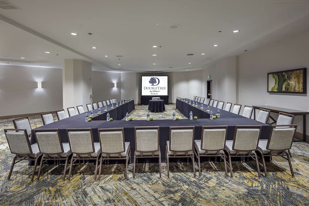 DoubleTree by Hilton Hotel Modesto gallery photo in Modesto, CA — image 15