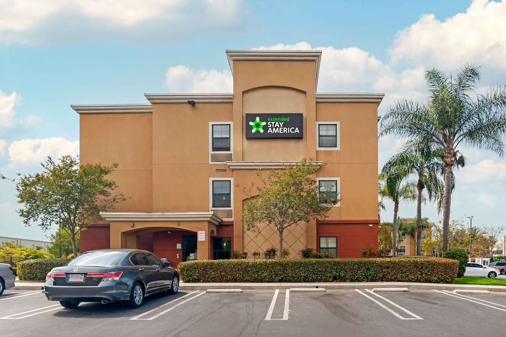 Extended Stay America Suites Los Angeles Torrance Harborgate featured exterior or lobby in Torrance, CA — similar hotel