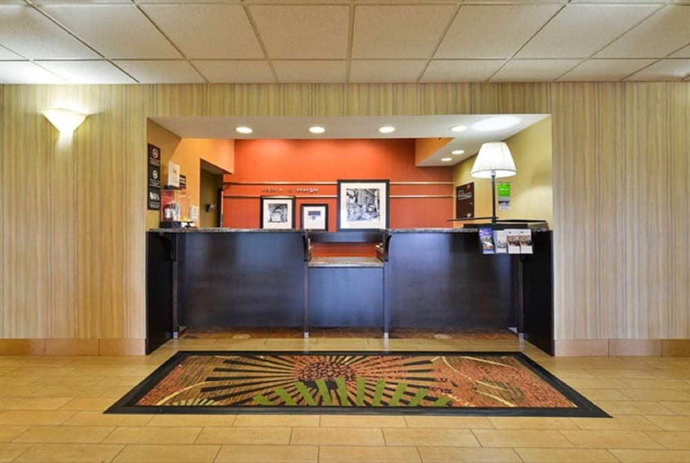 Hampton Inn Sturgis-Lagrange Area gallery photo in Sturgis, MI — image 18
