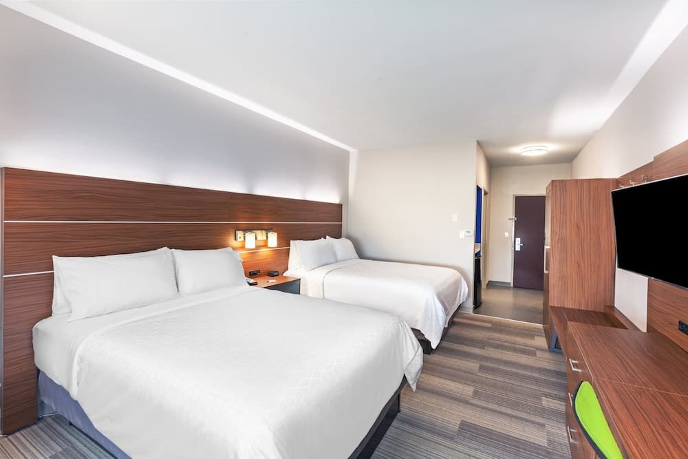 Holiday Inn Express Hotel & Suites Orange by IHG gallery photo in Orange, TX — image 16