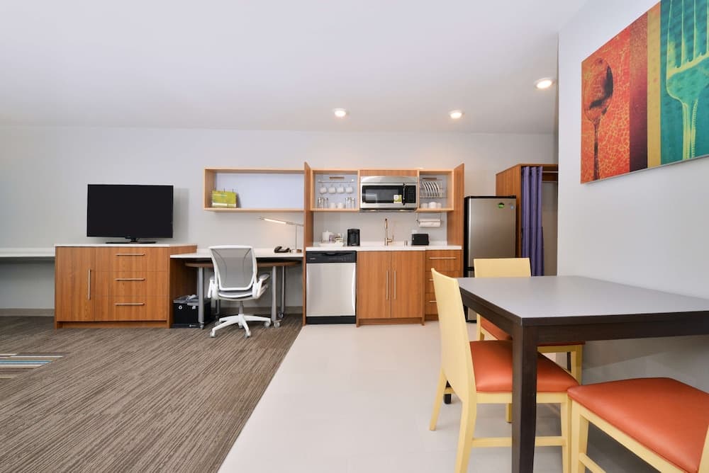 Home2Suites by Hilton Dupont, WA interior in Tacoma, WA — gallery photo 2