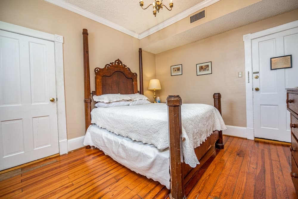 Wayside Inn gallery photo in Middletown, VA — image 75