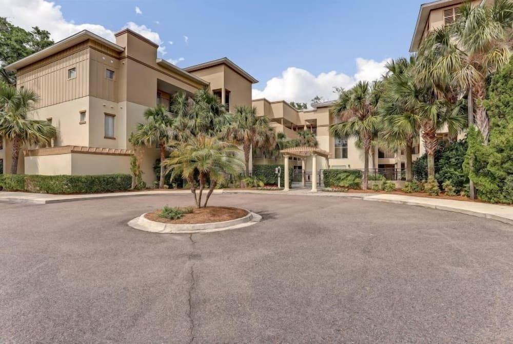2515/16 Tennis Villas featured exterior or lobby in Fernandina Beach, FL — similar hotel