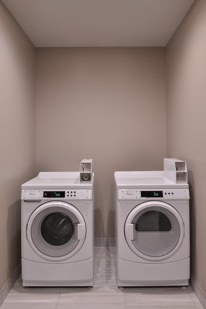 Holiday Inn Express & Suites Houston E - Pasadena by IHG gallery photo in Pasadena, TX — image 5