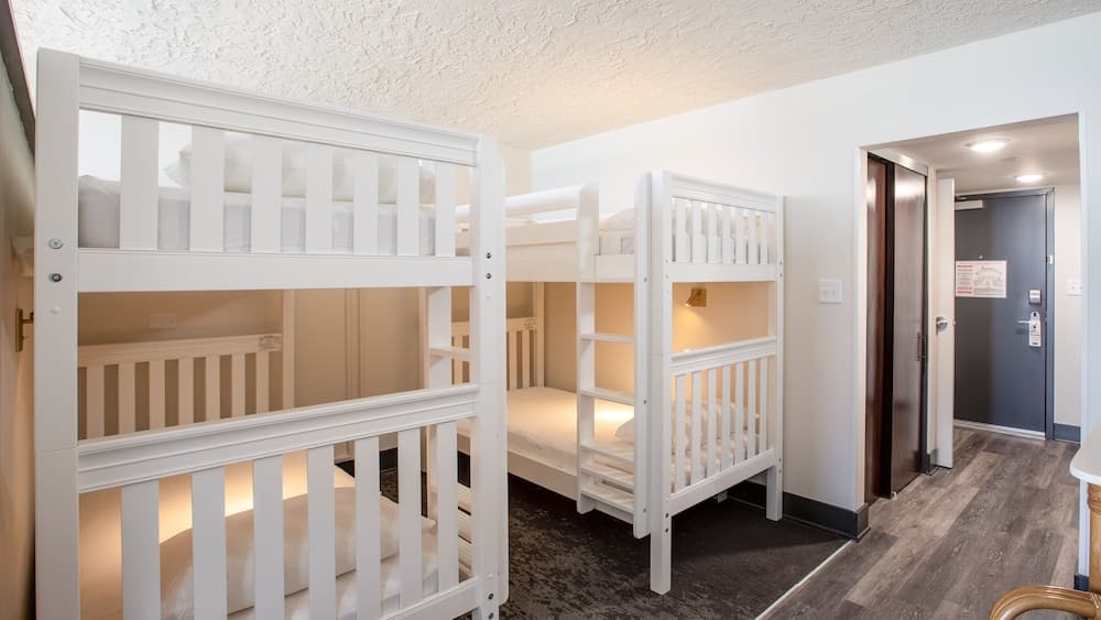 Holiday Inn Resort Panama City Beach by IHG gallery photo in Panama City Beach, FL — image 37