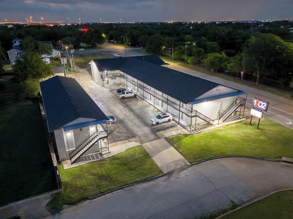 1902 Studios gallery photo in Grand Prairie, TX — image 4
