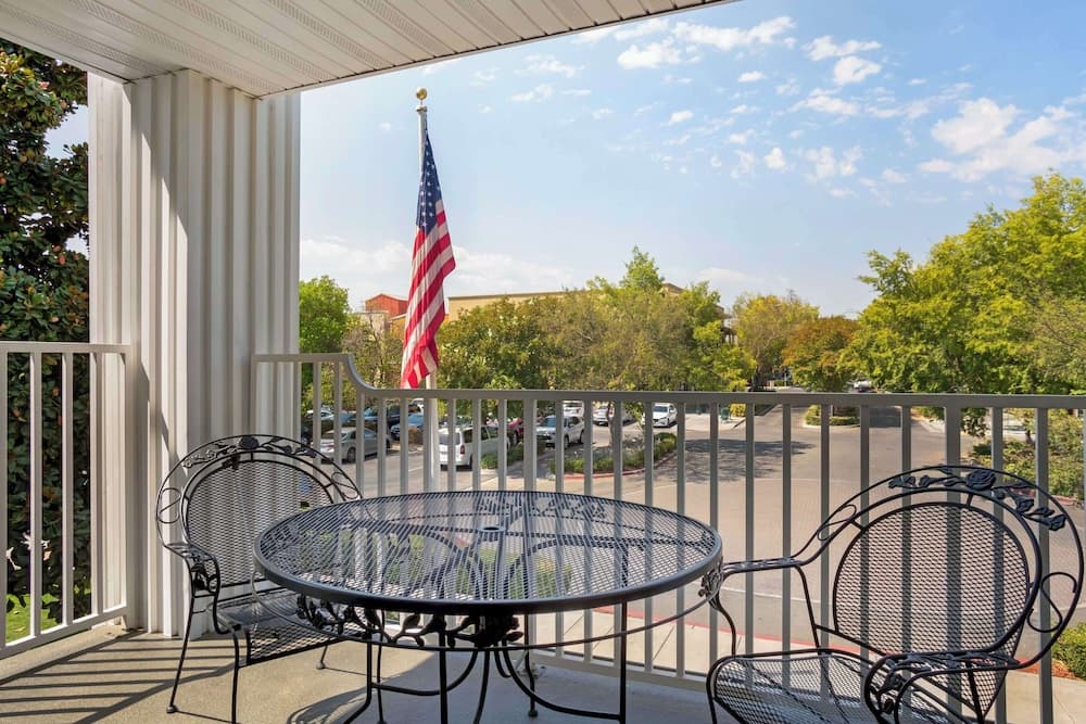Best Western Clovis Cole gallery photo in Clovis, CA — image 8