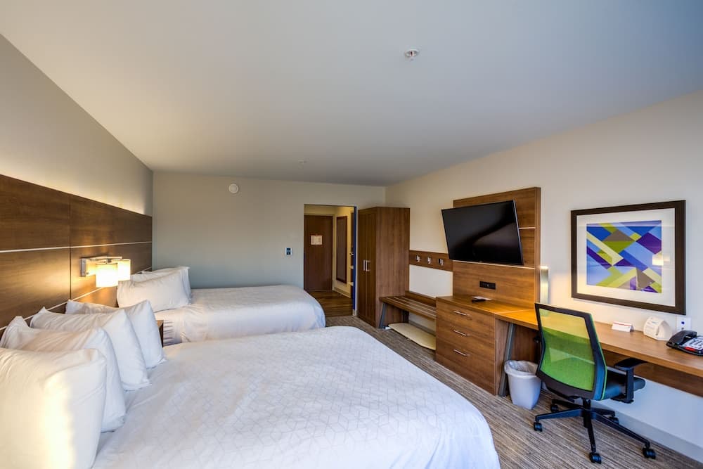 Holiday Inn Express & Suites Reedsville - State Coll Area by IHG property views in Reedsville, PA — gallery photo 3