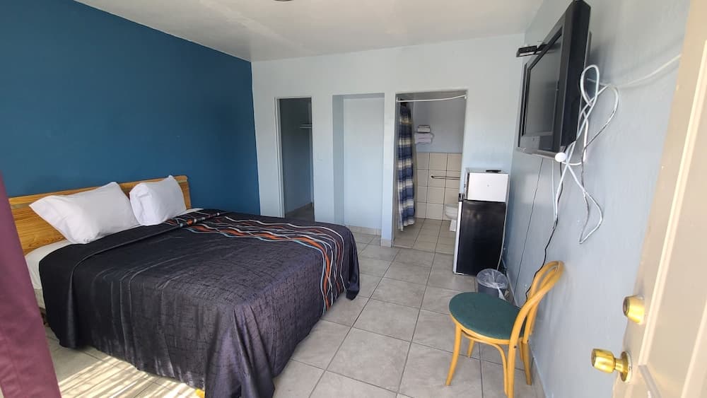 Green spot motel gallery photo in Victorville, CA — image 4