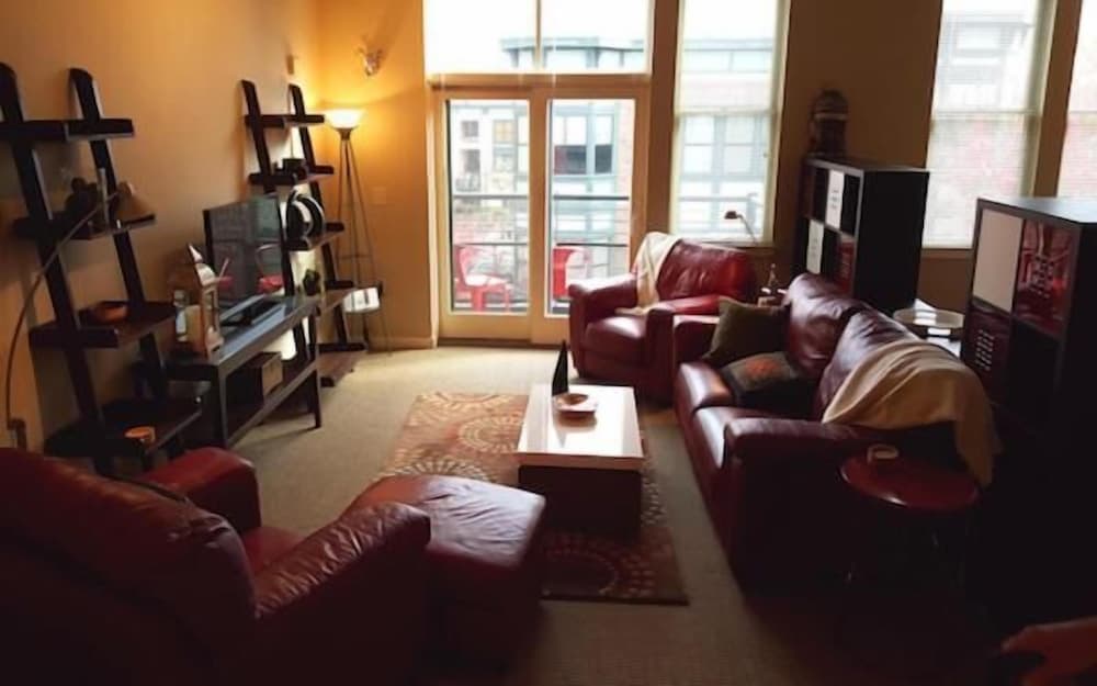 Orenco Lofts gallery photo in Hillsboro, OR — image 19